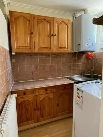 Location Appartement 2 pièces 46m² ANGOULEME 16000 - Photo 3