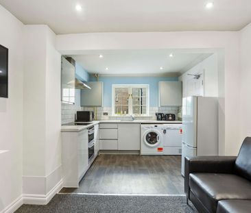 A Fantastic Shared House for Rent in Peterborough - Photo 3