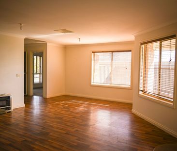 Family-Friendly 3 Bedroom Home in Red Cliffs - Photo 1