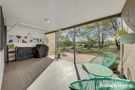 12 Luscombe Court, New Auckland, QLD 4680 - Photo 4