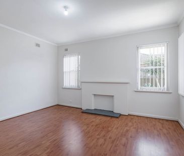 Modern Home in Prime Glenelg North Location - Photo 3