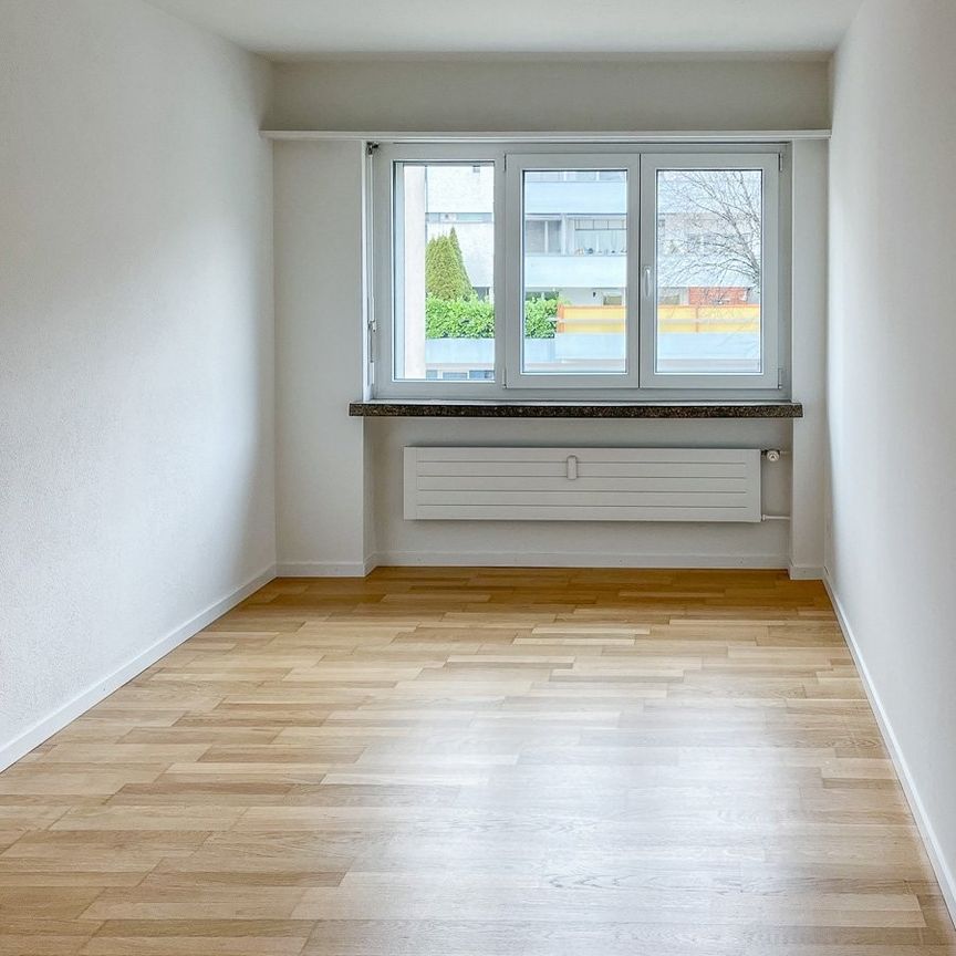 4.5-Zi. Wohnung mit Balkon nahe Stadtzentrum - Photo 1