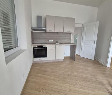 Location Appartement 2 pièces 59m² CAMBRAI 59400 - Photo 1