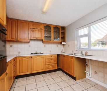 Woodleigh Close, York, Strensall - Photo 3