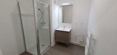 Location Appartement 3 pièces 62m² - Photo 3