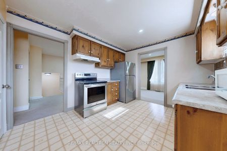 For Lease - 43 Odessa Street, Hamilton, Ontario - Photo 3