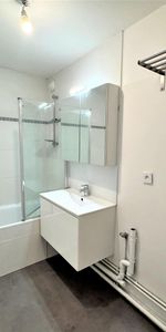 Location Appartement 1 pièce 38m² LILLE 59000 - Photo 4