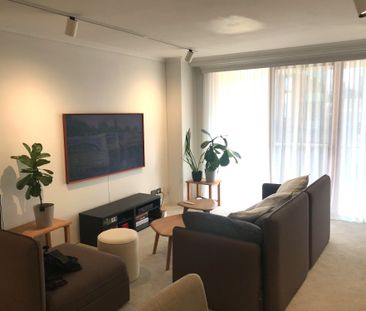 Wollstonecraft - Photo 2