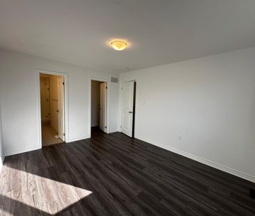 For Lease - 349 millstone Street, Kitchener, Ontario - Photo 3