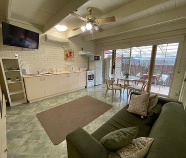 1097 Waugh Road, NORTH ALBURY NSW 2640 - Photo 5