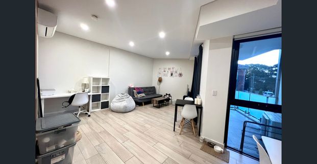 One parking space In The Heart of Ashfield, Be the 1st to inspect!!! - Photo 1