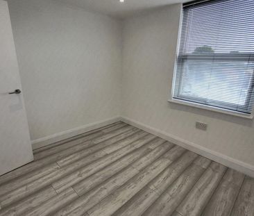 George Lane, London - Photo 2