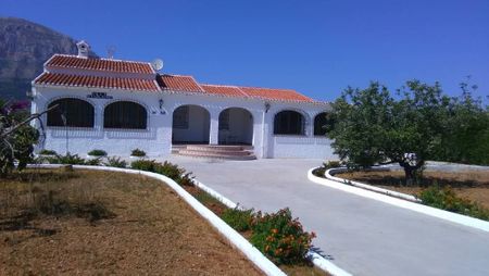 FOR RENT: DETACHED VILLA ON ONE LEVEL – EL MONTGÓ, JÁVEA (COSTA BLANCA) - Photo 2