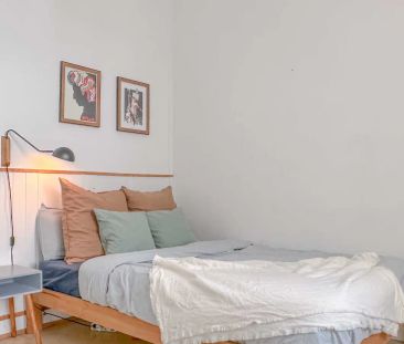 Room in a shared 8-bedroom apartment for rent in la Dreta de l'Eixample - Photo 6