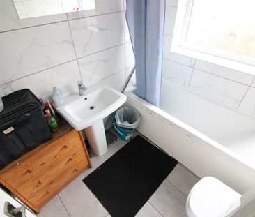 Twyford Abbey Road, London - Photo 5