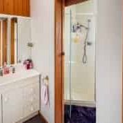 Sunny and Private Two Bedroom Retreat - Photo 4