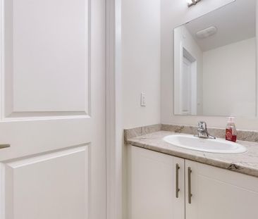 For Lease - 41 Kintall Way, Vaughan, Ontario - Photo 2