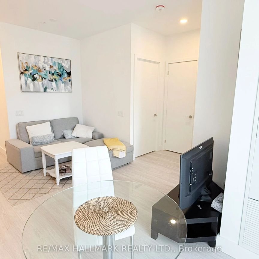 6 Greenbriar Road #708 - Photo 1