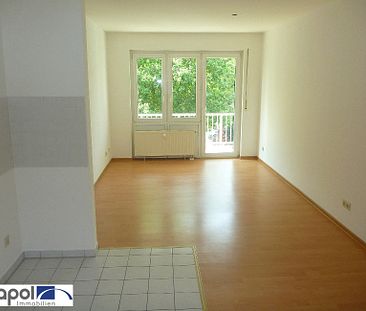 Kleine und gemütliche 2-Zi-Wohnung mit Balkon in grüner und ruhiger Lage. - Foto 2