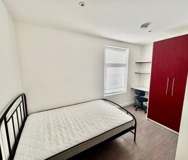 4 bedroom house to rent - Photo 2