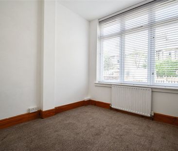 Well presented ground floor apartment situated just to the north of... - Photo 3