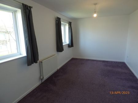 Nuffield Close, Gorleston - Photo 2