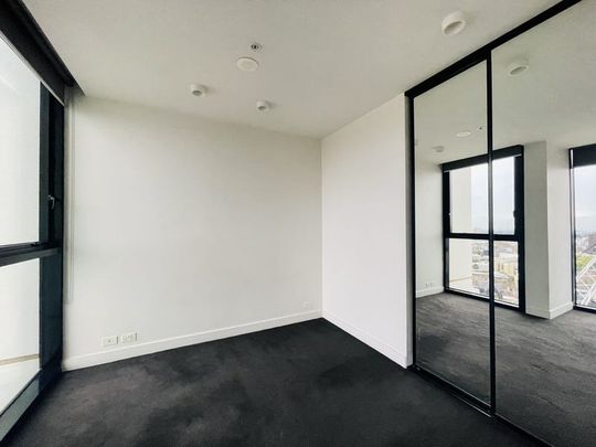 33M APARTMENT - INSPECTION IS A MUST - Photo 1