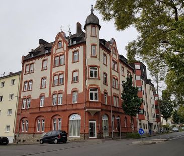 WG-geeignete 2 ZKB-Dachgeschosswohnung - Photo 1