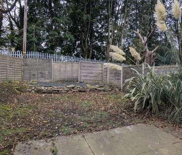 Middleton Road, Chadderton, OL9 - Photo 1