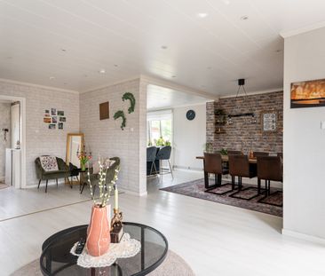 Thermaeniusgatan, Torshälla - Photo 1