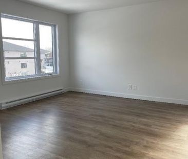 condo 5 1/2 à louer situé à farnham - Photo 1