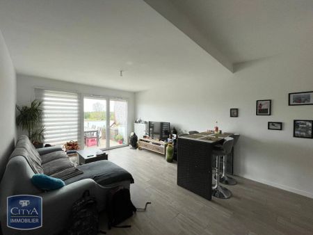 Appartement à louer 4 pièces 79.9m² - Photo 2