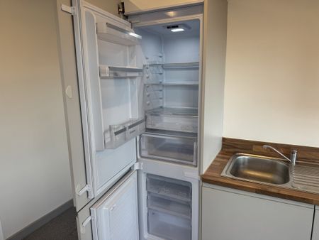 22 TELECOM HOUSE, Chrurch Street, Wolverhampton, WV2 4AR - Photo 3