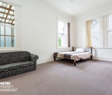 Sunny Bright Rooms *Two Weeks Rent Free - Photo 5