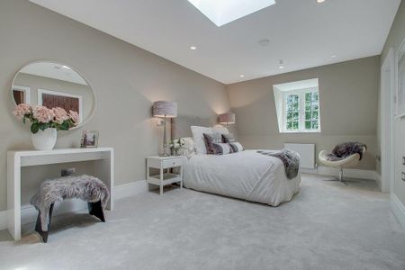 3 bedroom mews to rent - Photo 4