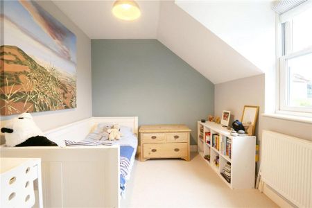 5 bedroom detached house to rent - Photo 5