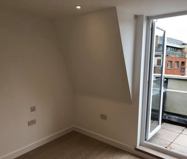 1 Bed Flat, Britton Street, EC1M - Photo 3