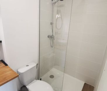 Location Appartement 1 pièce 23m² - Photo 3