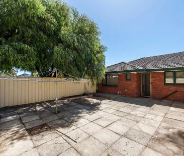 Neat As a Pin - Low Maintenance & Ready - Photo 3