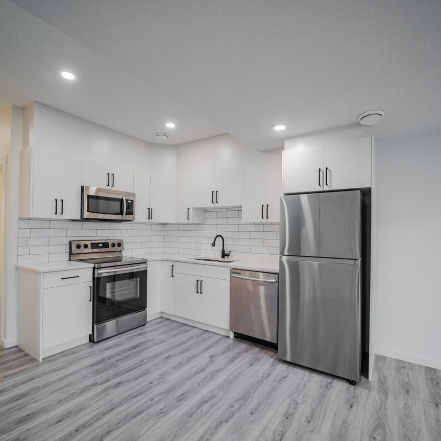 2704-2766 Chokecherry Place SW, Edmonton, AB, Paisley - Photo 1