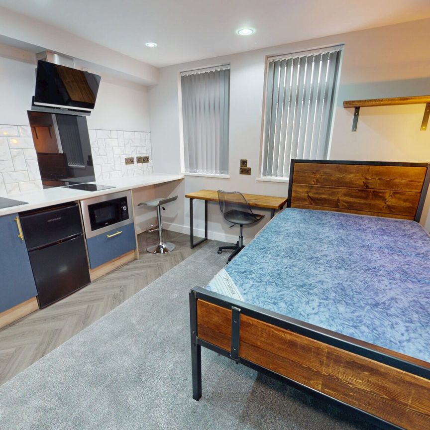 Studio 3, 158 Tiverton Road Birmingham - Photo 1