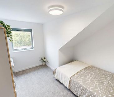 5 bedroom apartment to rent - Photo 1