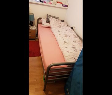 Room in a Shared House, Barnhill Road, HA9 - Photo 4