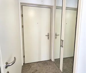 Privat - Ruhige, helle 2 Zimmer-Wohnung - Photo 2