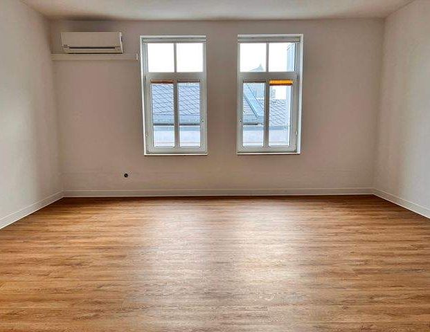 Barrierearme Innenstadtwohnung mit Aufzug und TG-Stellplatz - Photo 1