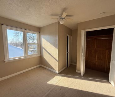 For Lease - 17 Lyons Avenue Unit# 2, Welland, Ontario - Photo 1