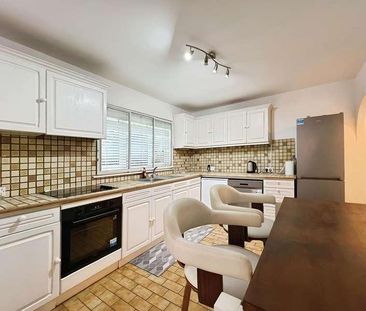 Fulmer Lane, Gerrads Cross, SL9 - Photo 4