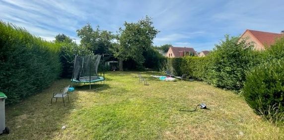 Location Maison 6 pièces 116m² VILLENEUVE D ASCQ 59650 - Photo 2