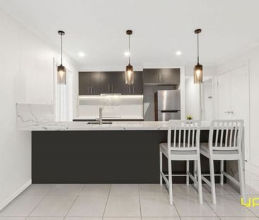 Charming Family Home in Cranbourne East - Photo 6