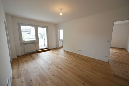 Neu sanierte, moderne Wohnung mit sonnigen Balkon - Photo 3